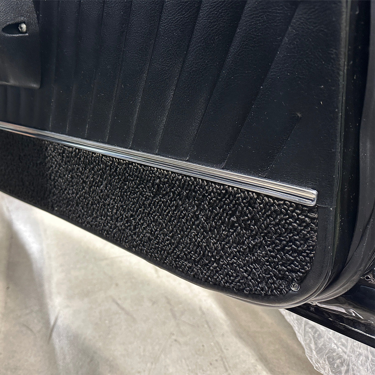 1964-72 GM Front Interior Lower Door Frame Screws 10pc